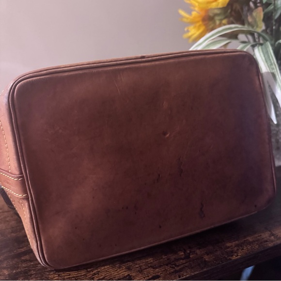 Luxury Brown Designer Bucket Bag - Picture 6 of 6